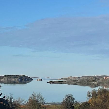 Stuga I Naturskoent Omrade Pa Vaestra Tjoern Saby Εξωτερικό φωτογραφία